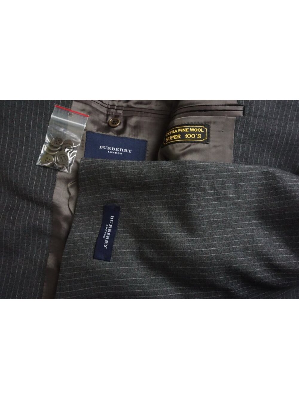 Burberry London Oxford Gray Pinstriped Wool 2 Pc Suit Jacket Pants 44R BRAND NEW